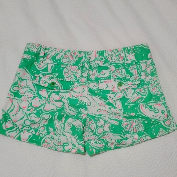 Lilly Pulitzer womans Barclay shorts, Beach Bash Glenda, size 2 - Picture 5 of 6